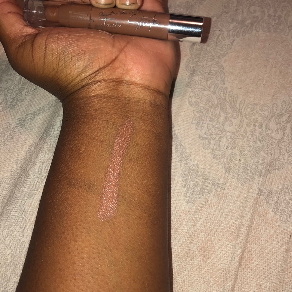Contour Stick - Picture 2 of 2